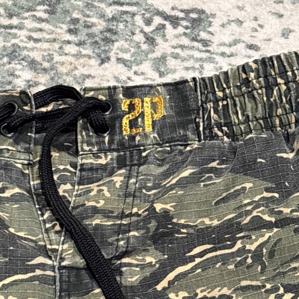 Kill Cliff x 2POOD Tiger Stripe Camo Shorts Size Small POW MIA Patch MMA - Picture 4 of 7